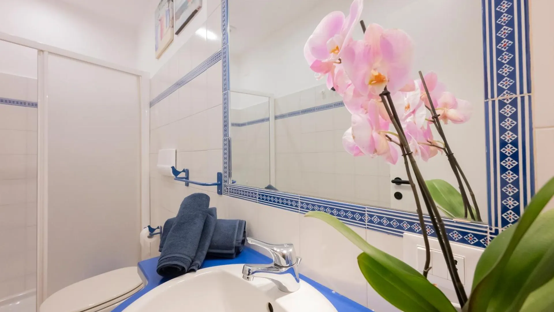 46 Santa Marta Apartment Lecco