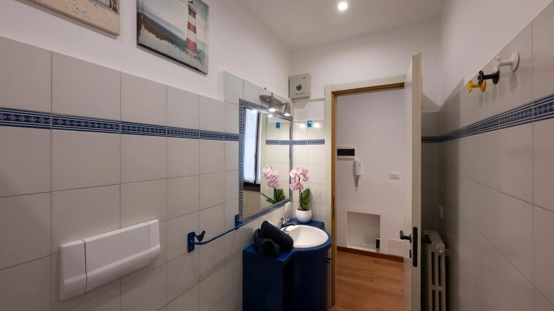 Апартаменты 46 Santa Marta Лекко 0*,  Италия